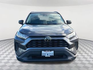 Used 2021 Toyota RAV4 LE video 2
