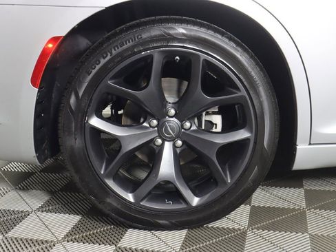 Used 2023 Chrysler 300 S image 22