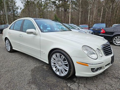 Used 2008 Mercedes-Benz E 350 Sedan image 17