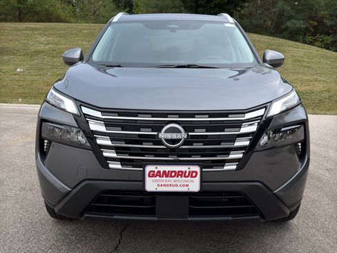 New 2026 Nissan Rogue SV w/ SV Premium Package image 3