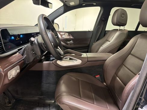 Used 2023 Mercedes-Benz GLE 350 4MATIC image 11