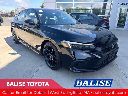 Used 2023 Honda Civic Sport image 1