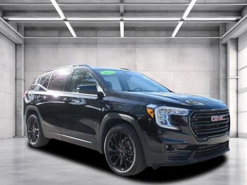 Used 2023 GMC Terrain SLT w/ Tech Package image 1