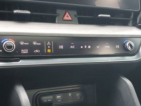 Certified 2023 Kia Sportage X-Line w/ X-Line Premium Package image 28