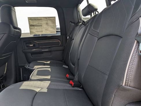 New 2025 RAM 2500 Limited AWD/4WD image 15