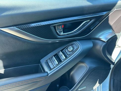 Used 2020 Subaru Crosstrek 2.0i Limited w/ Moonroof Package w/Navigation image 18