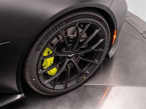 New 2026 Aston Martin V8 Vantage S RWD image 8