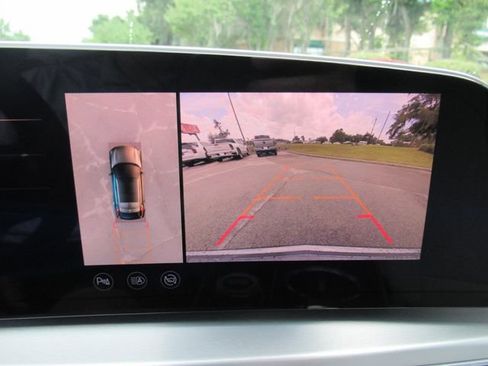 Certified 2024 Cadillac Lyriq Luxury RWD image 29