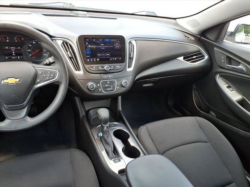 Used 2024 Chevrolet Malibu LS w/ Driver Confidence Package FWD image 7