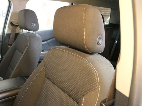 Used 2023 GMC Acadia SLE w/ Infotainment Package image 21