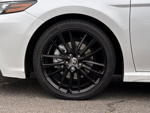 Used 2021 Toyota Camry XSE image 31