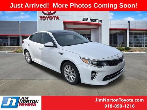 Used 2018 Kia Optima S w/ Panoramic Sunroof Package FWD image 1