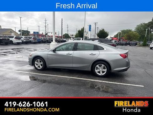 Used 2024 Chevrolet Malibu LT FWD image 9