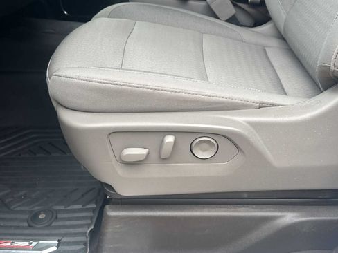 Used 2025 Chevrolet Silverado 2500 LT AWD/4WD image 10