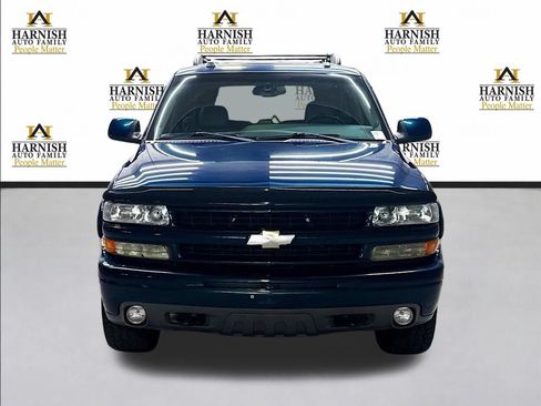 Used 2005 Chevrolet Tahoe Z71 w/ Preferred Equipment Group AWD/4WD image 2