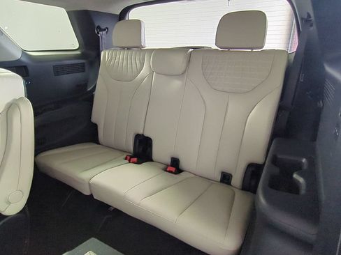 Used 2023 Hyundai Palisade Limited FWD image 16