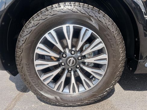Used 2023 Nissan Armada SL w/ Midnight Edition Package AWD/4WD image 18