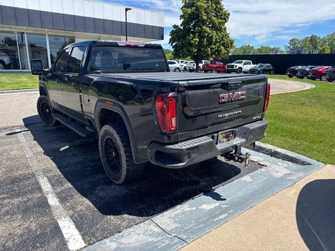 Used 2022 GMC Sierra 2500 AT4 w/ Gooseneck/5TH Wheel Package AWD/4WD image 7