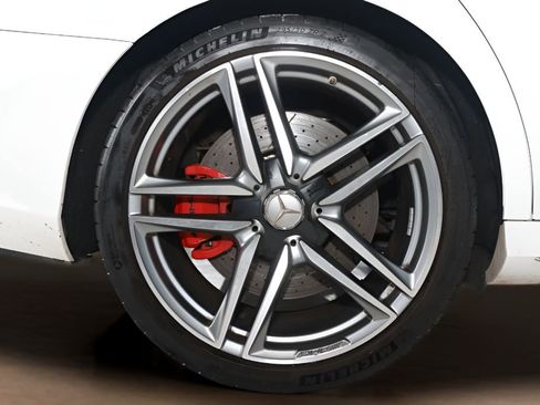 Used 2020 Mercedes-Benz E 63 AMG S image 30