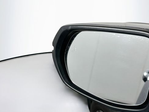 Used 2018 Honda CR-V EX image 16