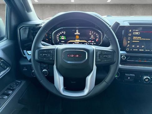 Used 2026 GMC Sierra 1500 Elevation image 21