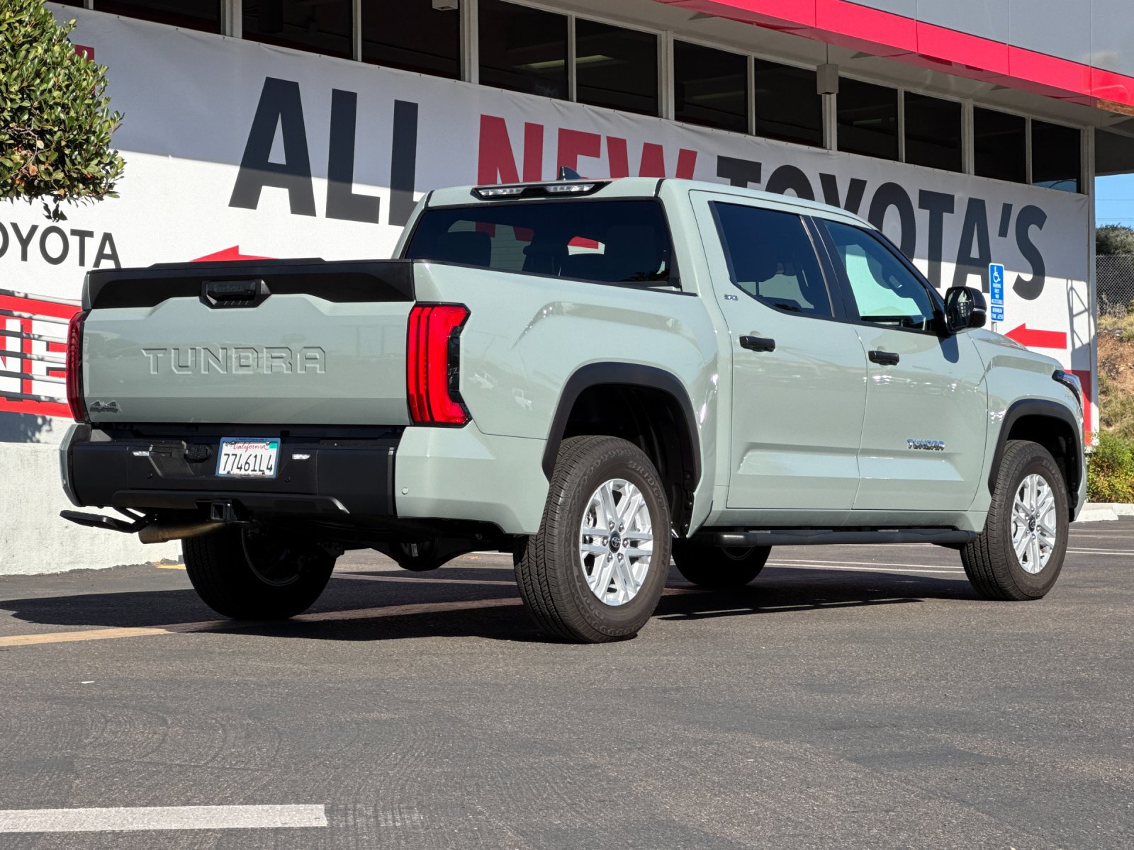 Used 2026 Toyota Tundra SR5 w/ SR5 Convenience Package AWD/4WD image 5