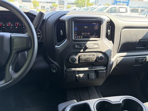Used 2024 Chevrolet Silverado 1500 Custom image 27