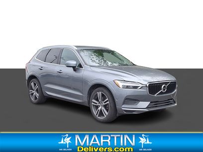 Used 2018 Volvo XC60 T5 Momentum w/ Vision Package