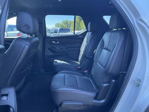 Used 2023 Chevrolet Traverse RS image 25