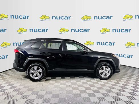 Used 2025 Toyota RAV4 XLE AWD/4WD image 8