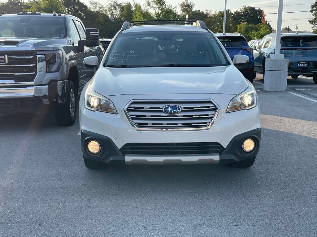Used 2015 Subaru Outback 2.5i Limited AWD/4WD image 2