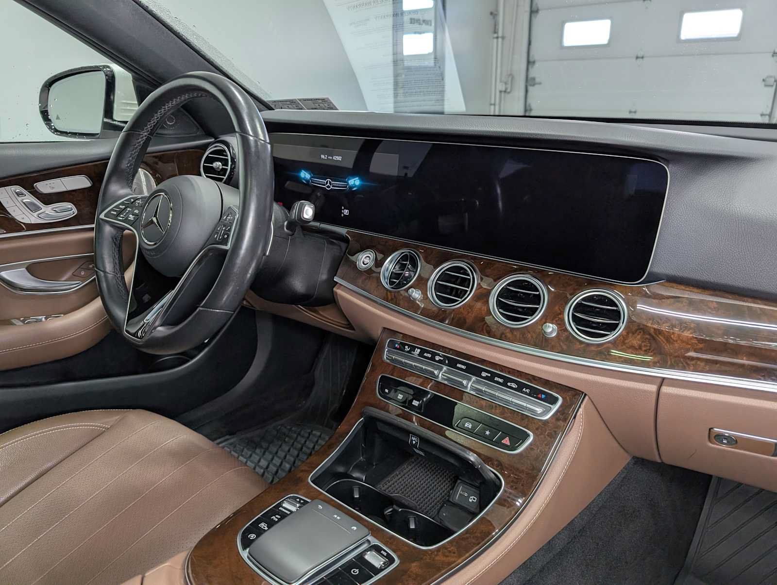 Certified 2023 Mercedes-Benz E 350 4MATIC Sedan image 39
