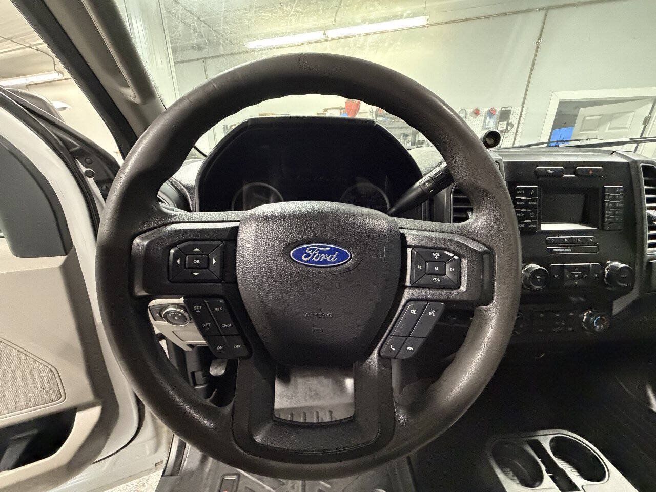 Used 2019 Ford F250 XLT w/ Snow Plow Prep Package AWD/4WD image 24