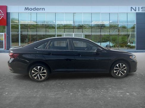 Used 2024 Volkswagen Jetta S FWD image 4