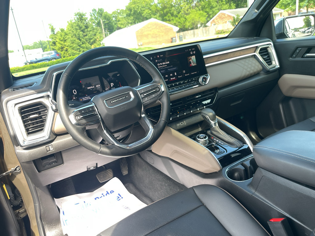 Used 2023 GMC Canyon Denali AWD/4WD image 27