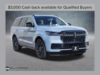 New 2026 Lincoln Navigator Reserve w/ Jet Appearance Package
