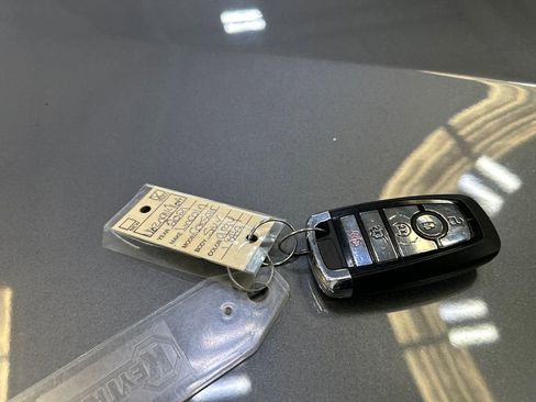 Used 2021 Lincoln Corsair FWD w/ Convenience Package image 45