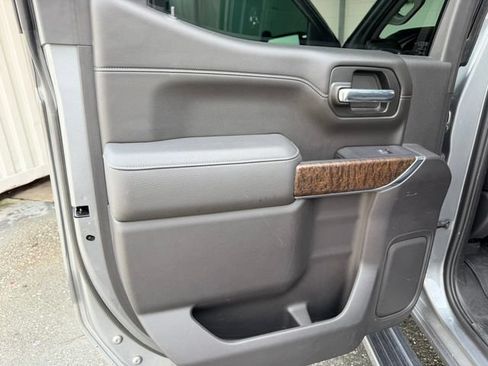 Used 2020 GMC Sierra 1500 Denali w/ Denali Ultimate Package AWD/4WD image 16