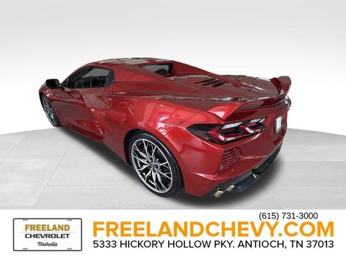 Used 2024 Chevrolet Corvette Stingray Premium Conv w/ Z51 Performance Package RWD image 4