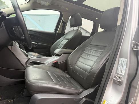 Used 2014 Ford Escape SE w/ Equipment Group 201A AWD/4WD image 10