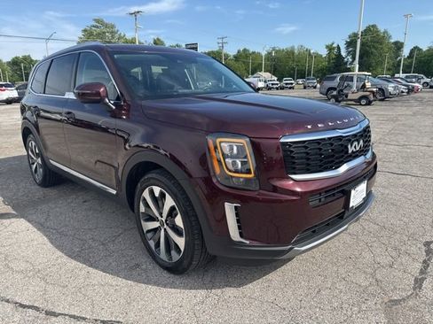 Used 2022 Kia Telluride EX w/ EX Premium Package AWD/4WD image 3