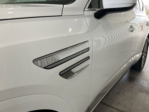 Used 2025 Genesis GV80 2.5T Standard image 3