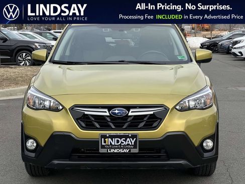Used 2022 Subaru Crosstrek 2.0i Premium w/ Moonroof Package image 3