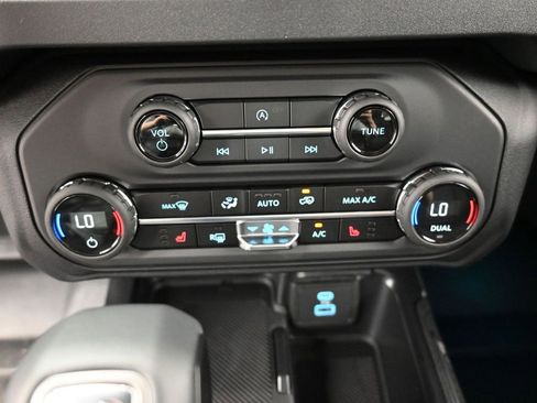 New 2025 Ford Bronco Big Bend image 9