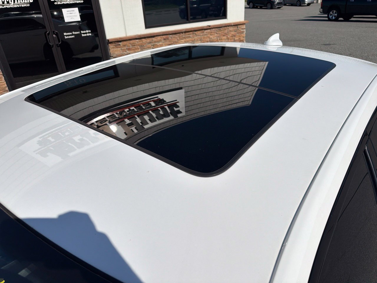 Used 2022 Chrysler 300 S RWD image 11