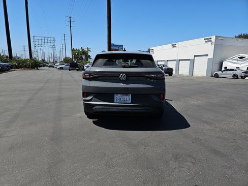 Used 2023 Volkswagen ID.4 Pro S RWD image 6