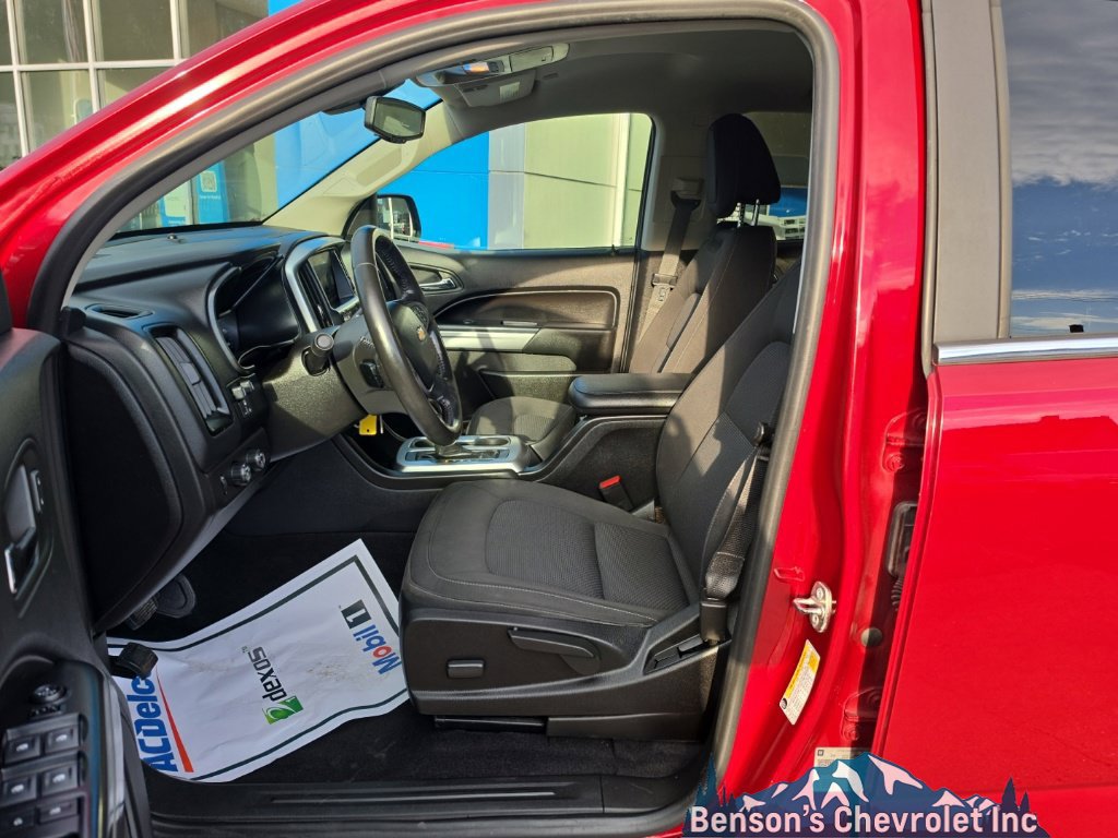 Used 2020 Chevrolet Colorado LT w/ LT Convenience Package AWD/4WD image 11