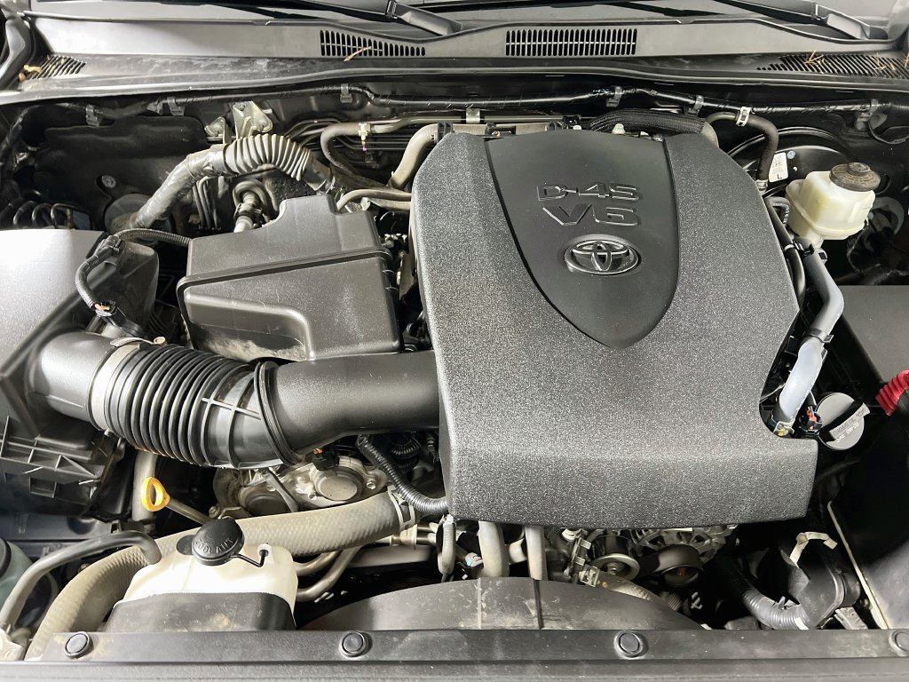 Certified 2022 Toyota Tacoma SR5 w/ Black Out Package (TMS) AWD/4WD image 26