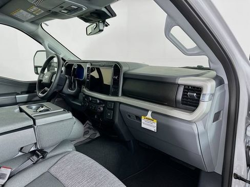 New 2026 Ford F250 XLT w/ XLT Premium Package image 34