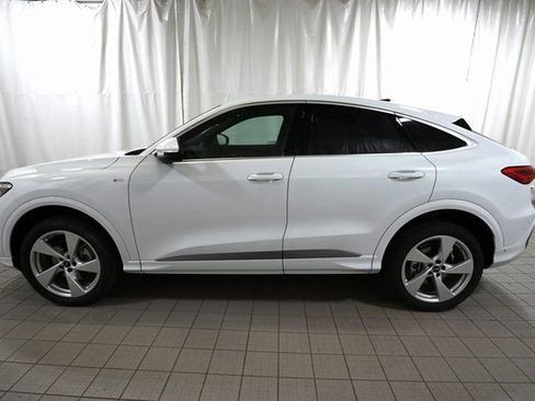 New 2025 Audi Q5 Premium Plus AWD/4WD image 10